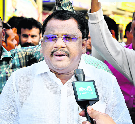 అధికార మదంపై.. అక్షర శరం 3