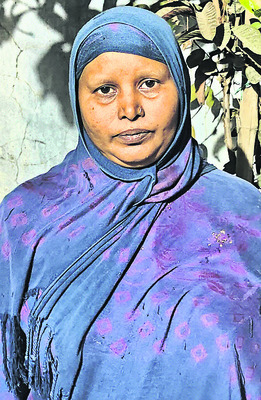 ప్రాణాలు అరచేతిలో పెట్టుకుని.. 6