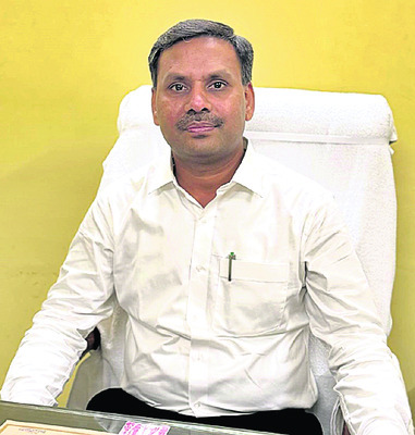 బాధ్యతలు చేపట్టిన జిల్లా జడ్జి
1