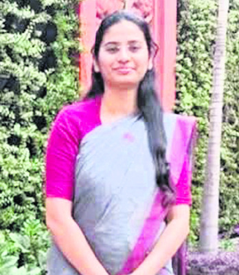 సివిల్స్లో ఆర్జీయూకేటీ పూర్వ విద్యార్థినికి 11వ ర్యాంక2