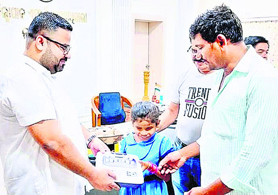 ఘటమెత్తిన లక్ష్మీపూర్ ఎమ్మెల్యే 2