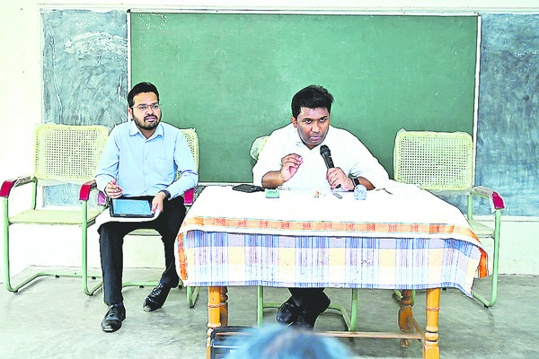 ధాన్యం తేమ శాతం పెంపు1