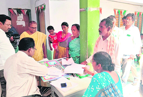 సదస్సులకు రండి1