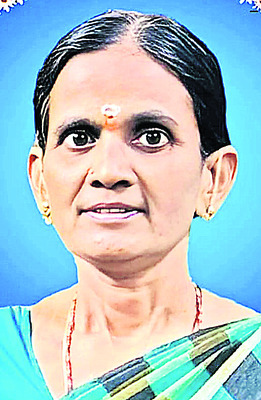 వడదెబ్బతో ముగ్గురి మృతి 
1