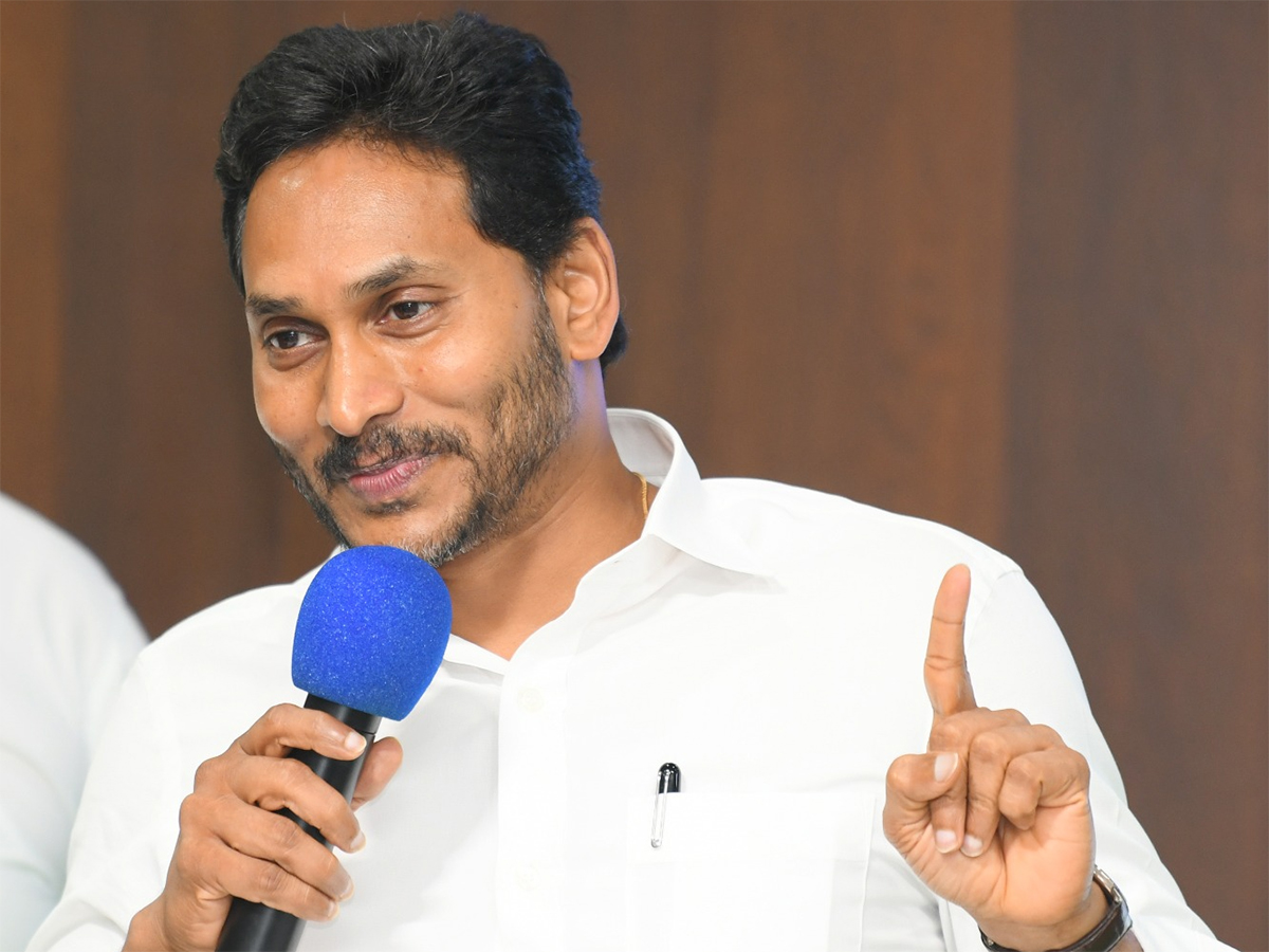 YS Jagan Key Meeting with Local Body Representatives Photos5
