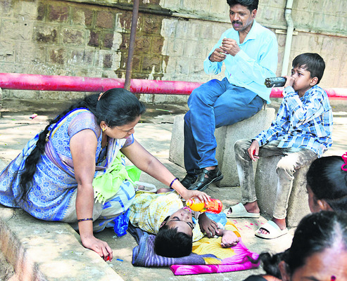 ●ఉక్కపోత.. ఉక్కిరిబిక్కిరి 4