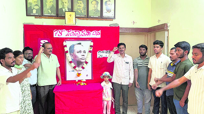 సీ్త్రలకూ సమాన హక్కులు అవసరం2