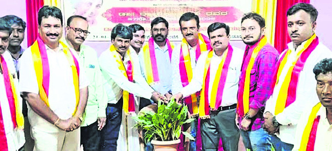 విలక్షణ నటుడు డాక్టర్‌ రాజ్‌కుమార్‌1