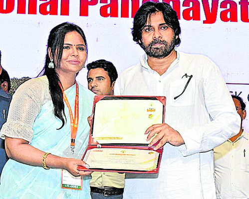 ఈవీఎం గోడౌన్కు పటిష్ట భద్రత 1