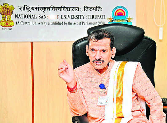 పది పాసైన విద్యార్థులకు సువర్ణావకాశం1