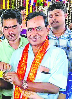 నిరుపయోగంగా నివేదన శాల1