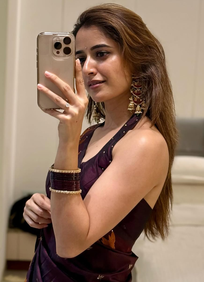 Ashika Ranganath in saree photos11