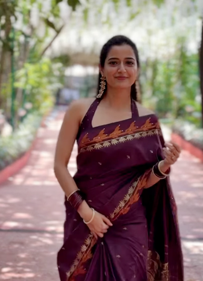 Ashika Ranganath in saree photos13