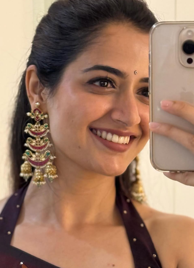 Ashika Ranganath in saree photos10