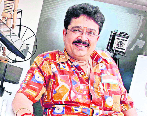 ఇసుక మాఫియాతో బేరం 
1