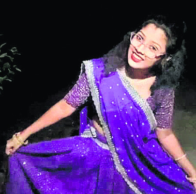 అనుమానాస్పద స్థితిలో  నర్స్‌ మృతి1