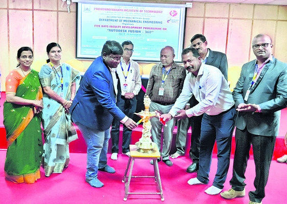 అభివృద్ధి పనుల పరిశీలన 1