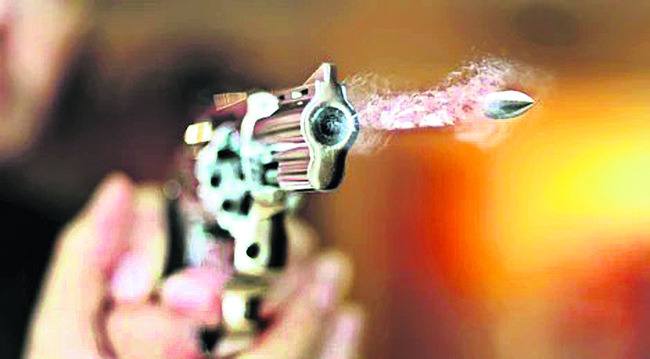 ఏటీఎం బందిపోట్లపై కాల్పులు1