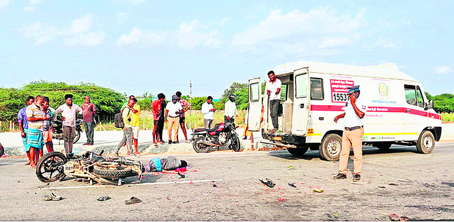 ముదుమలైలో ఉప రాష్ట్రపతి
1
