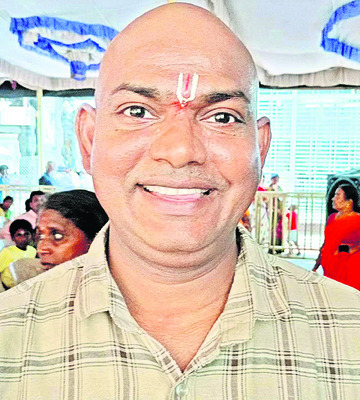 శ్రీవారి చెంత సేద తీరి 3