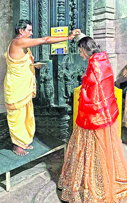 రామప్ప కార్వింగ్స్ బ్యూటిఫుల్ 1