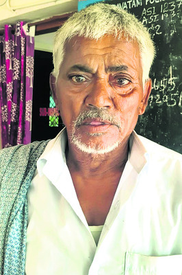 ఉగ్రవాదులను బహిరంగంగా ఉరి తీయాలి2