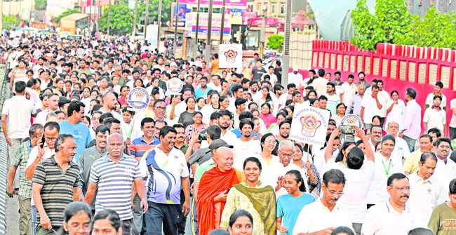ఏయూ వారసత్వాన్నినిలబెడదాం 1