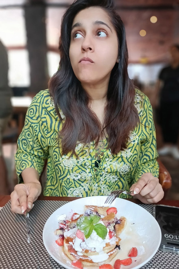Anchor Rashmi Gautam Enjoys Bali Vacation After Surgery Photos VIral5
