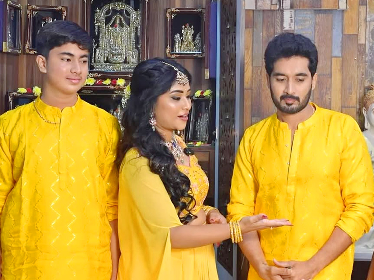 Serials Tv Actors at Nirupam manjula paritala son dhoti function Photos14