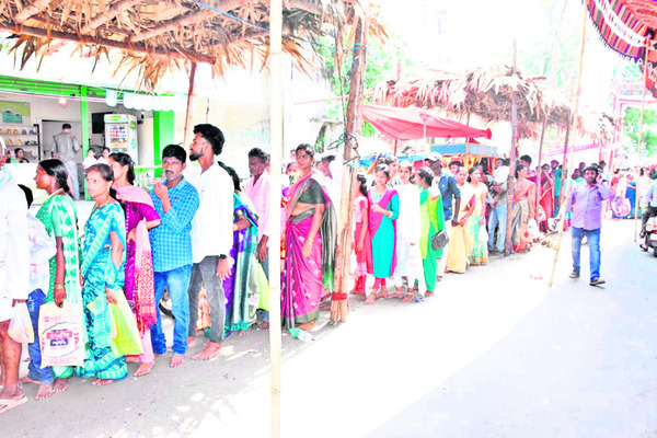 నూకాలమ్మా.. కరుణించమ్మా..3