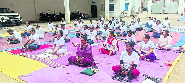 యోగాతో మానసిక వికాసం1