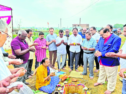 పాక్‌ మహిళ తిరుగు ప్రయాణం 1