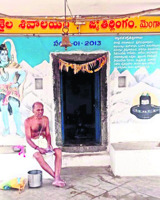 పేకాడుతున్న ఏడుగురి అరెస్టు
1