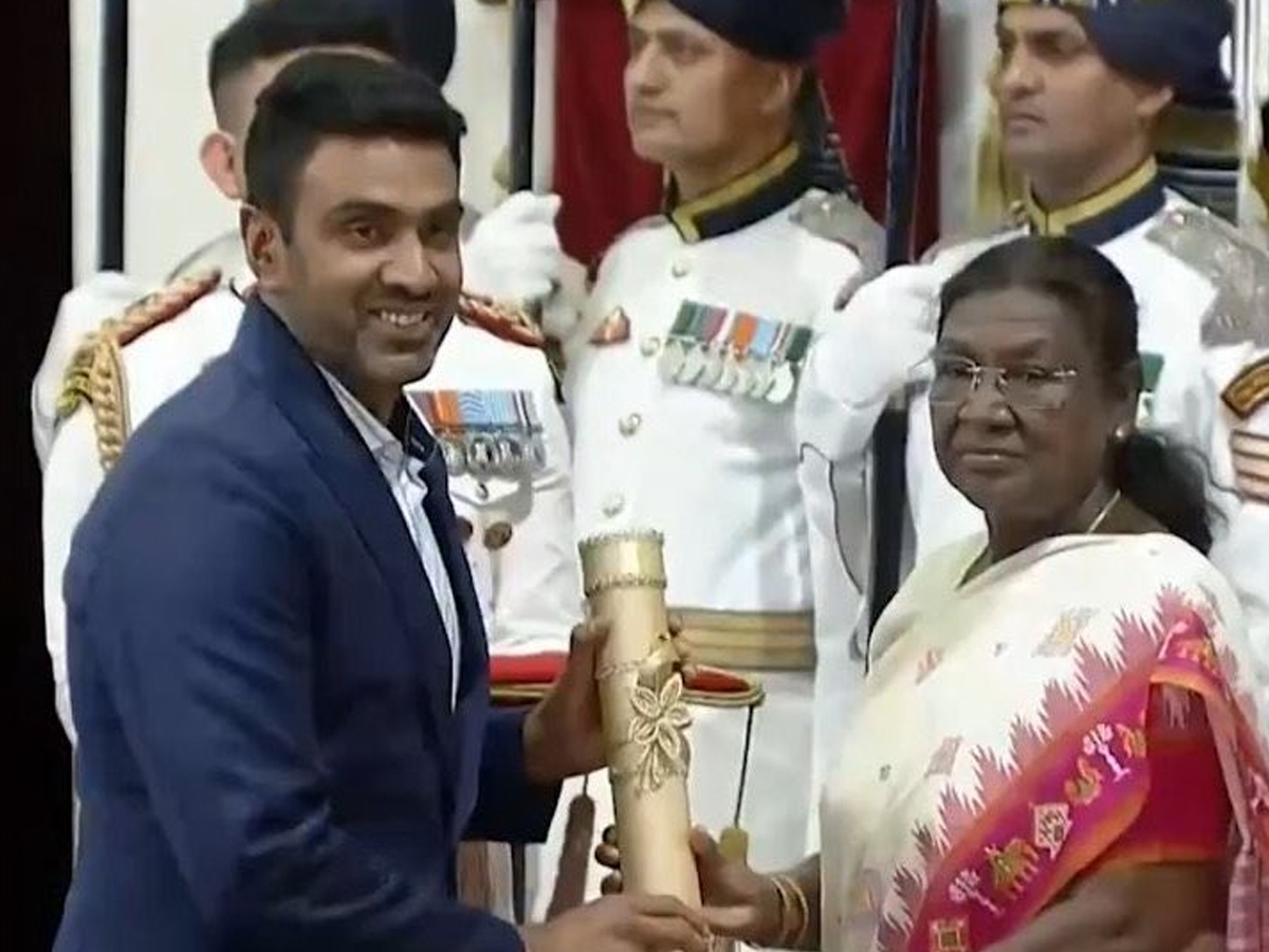 India president Droupadi Murmu presents Padma Awards 2025 ceremony at rastrapathi bhavan5