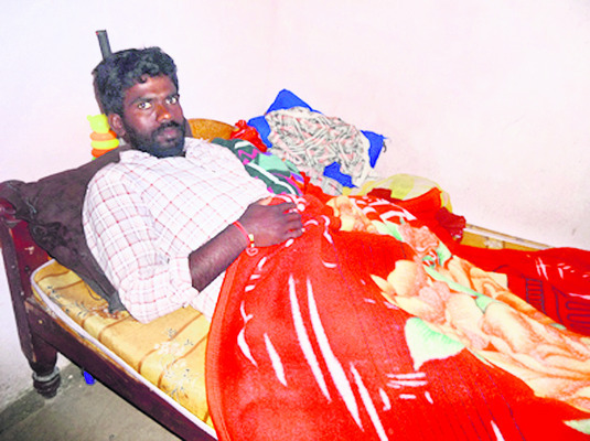నిస్సహాయులుగా గీత కార్మికులు1