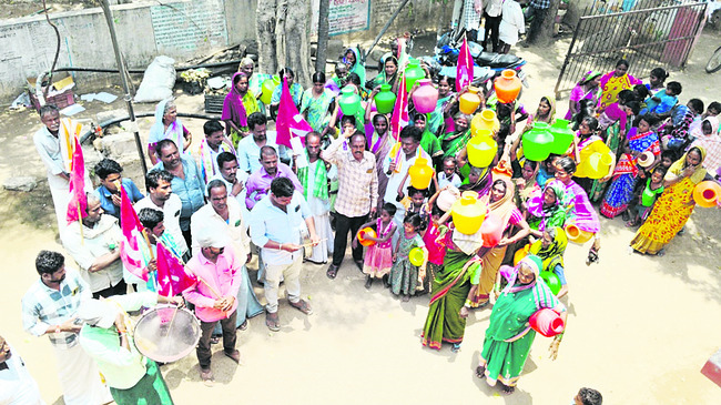 తాగునీటి కోసం నిరసన 2