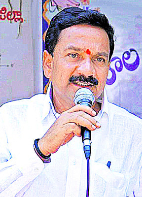 ఆశ కార్యకర్తలకు యూనిఫాం పంపిణీ 2