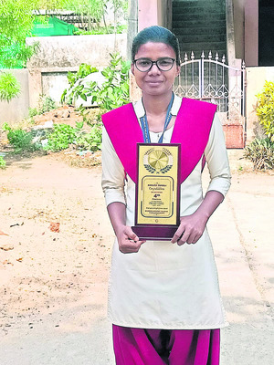 చిత్రకొండ జలాశయంలో చేప పిల్లలు విడుదల 4