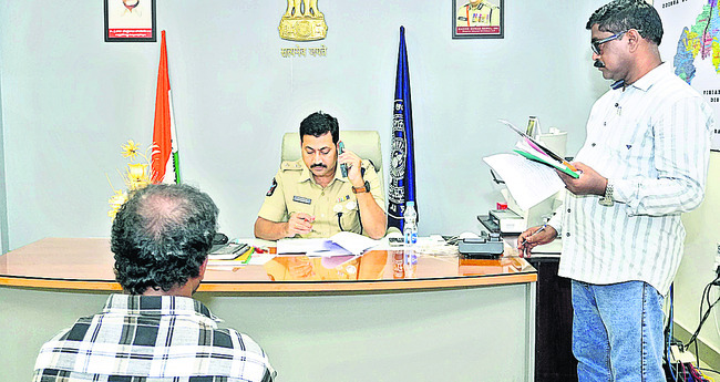 నిర్ణీత సమయంలో సమస్యలు పరిష్కరించండి1