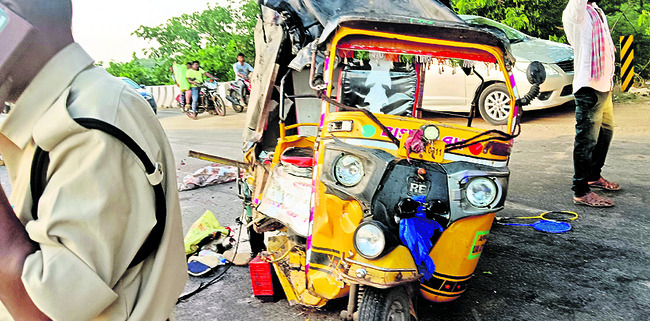 అతివేగం తెచ్చిన అనర్థం 2