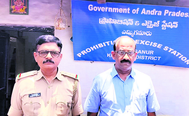 ఏపీ టీఏఎస్‌ఏ రాష్ట్ర  ఉపాధ్యక్షుడిగా సునీల్‌కుమార్‌ 2