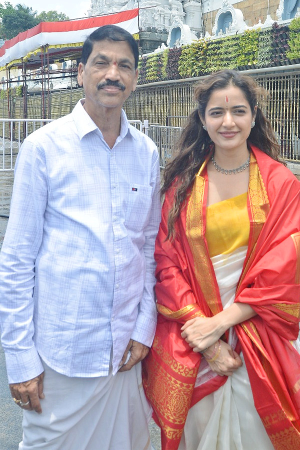Actress Ashika Ranganath Visits Tirumala Temple Photos5
