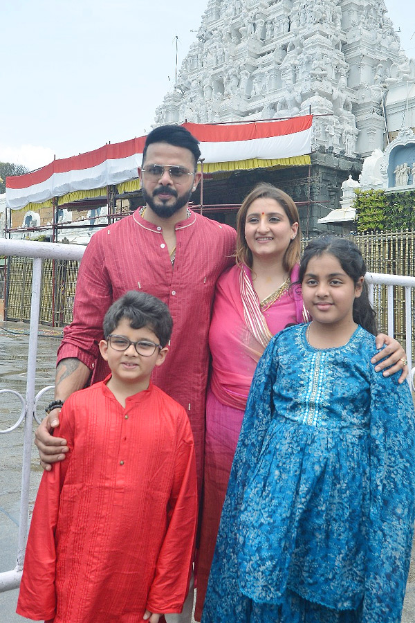 Former Cricketer Sreesanth Visits Tirumala Temple With His Family Photos4