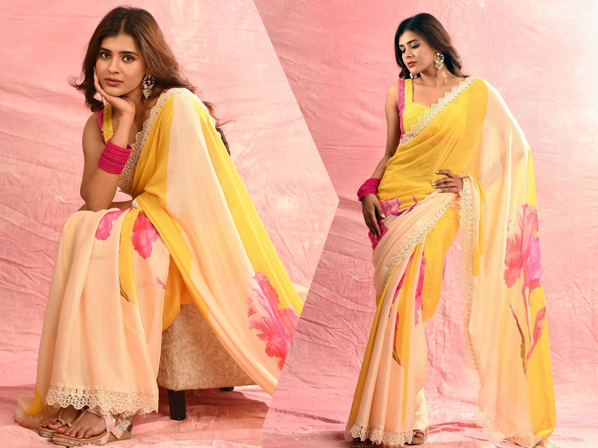 Odela movie beauty Hebah Patel latest pictures in a saree1