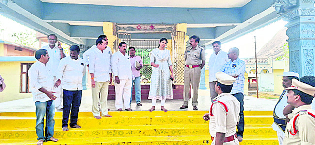 సమన్వయంతో శ్రీరామనవమిని విజయవంతం చేయాలి1