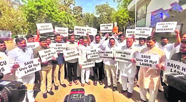 నిరసనలో పాల్గొన్న ఎంపీ నగేశ్‌1