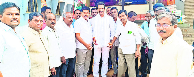 ప్రాణాలు కాపాడుతున్న మెడికల్‌ టెక్నీషియన్లు1