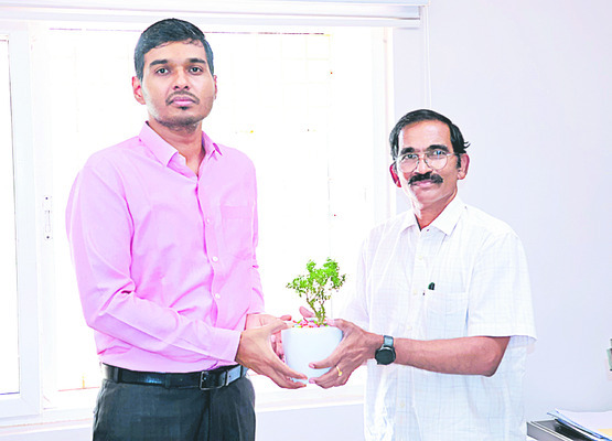 అతిథులొచ్చాయోచ్‌..1