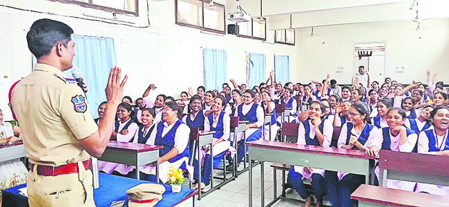 మిషన్‌ భగీరథ ఎస్‌ఈగా వెంకట్‌రెడ్డి
1