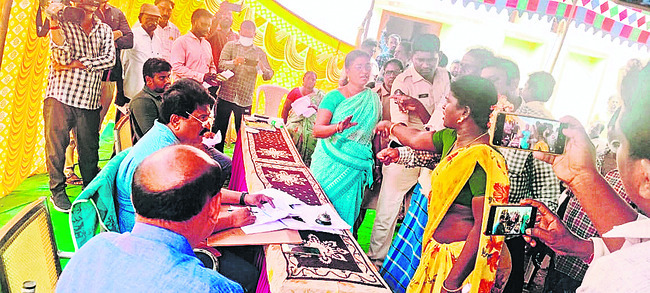 ఉపాధిలో2